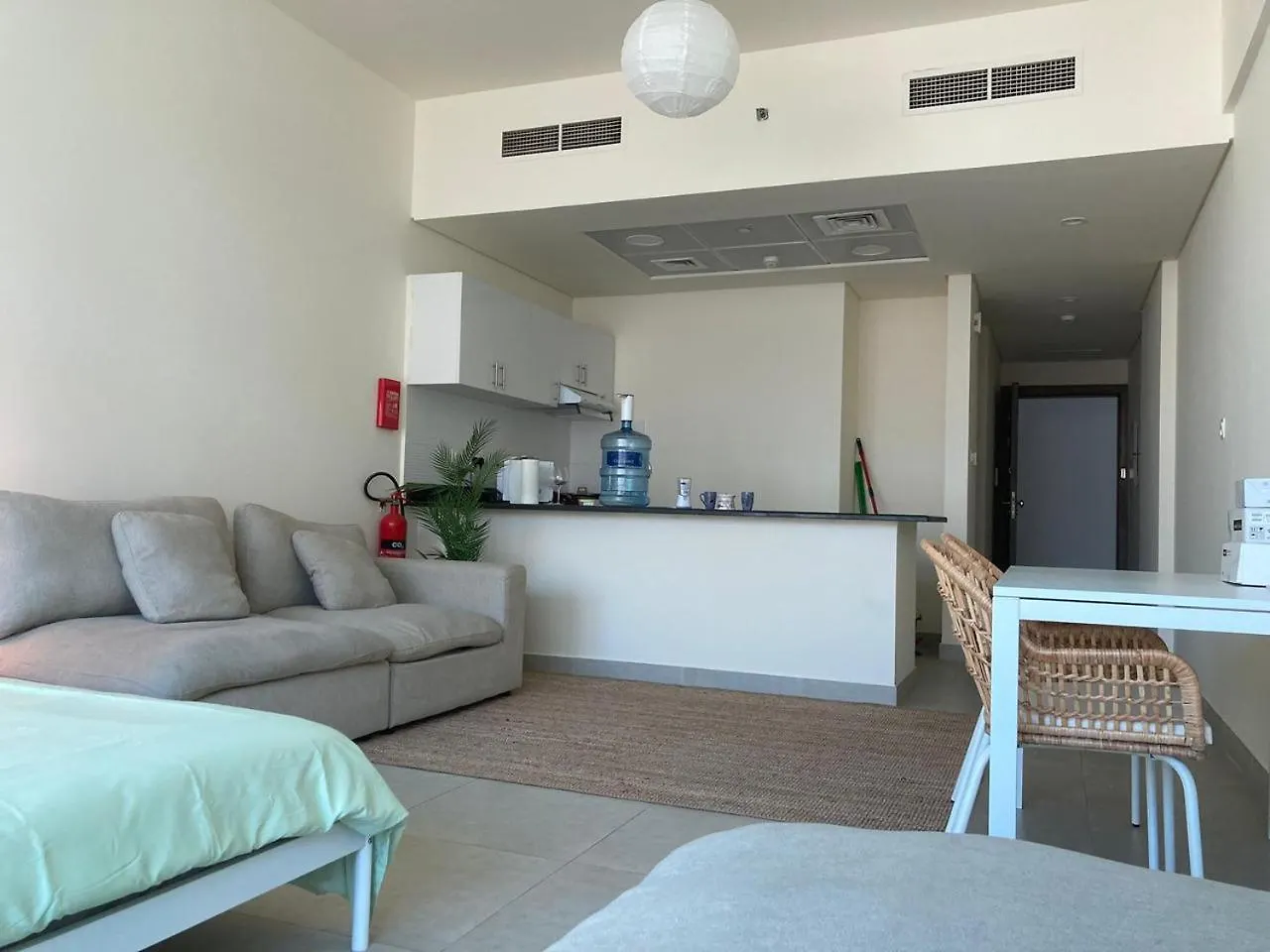 Apartment Fully Furnished Studio With Balcony, Shared Infinity Pool And Gym With Possibility Of Yearly Rental Abu Dhabi
