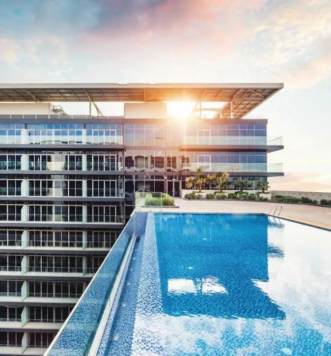 Apartment Fully Furnished Studio With Balcony, Shared Infinity Pool And Gym With Possibility Of Yearly Rental Abu Dhabi